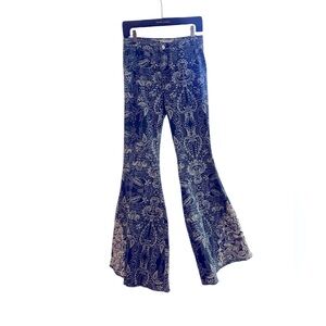 Free people  bellbottom jeans size 26